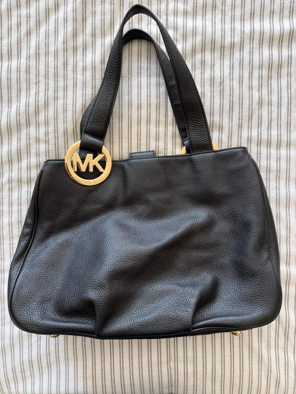Michael Kors Black Leather Tote with Gold MK Logo Charm - Picture 3 of 13